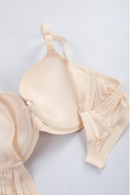 Бюстгальтер